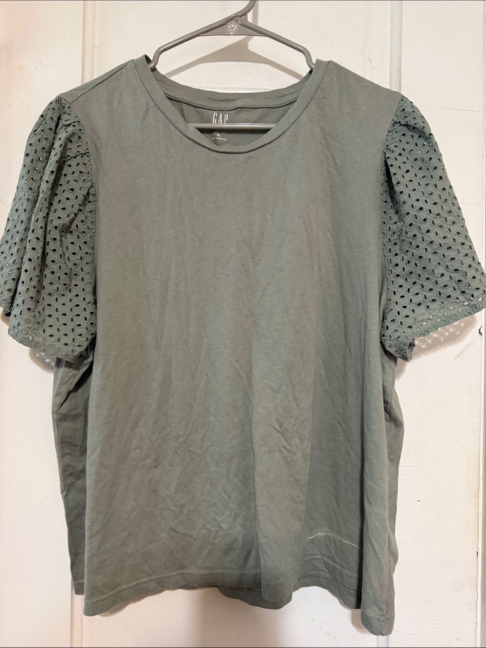 GAP Light Sage Eyelet Puff Sleeve Tee